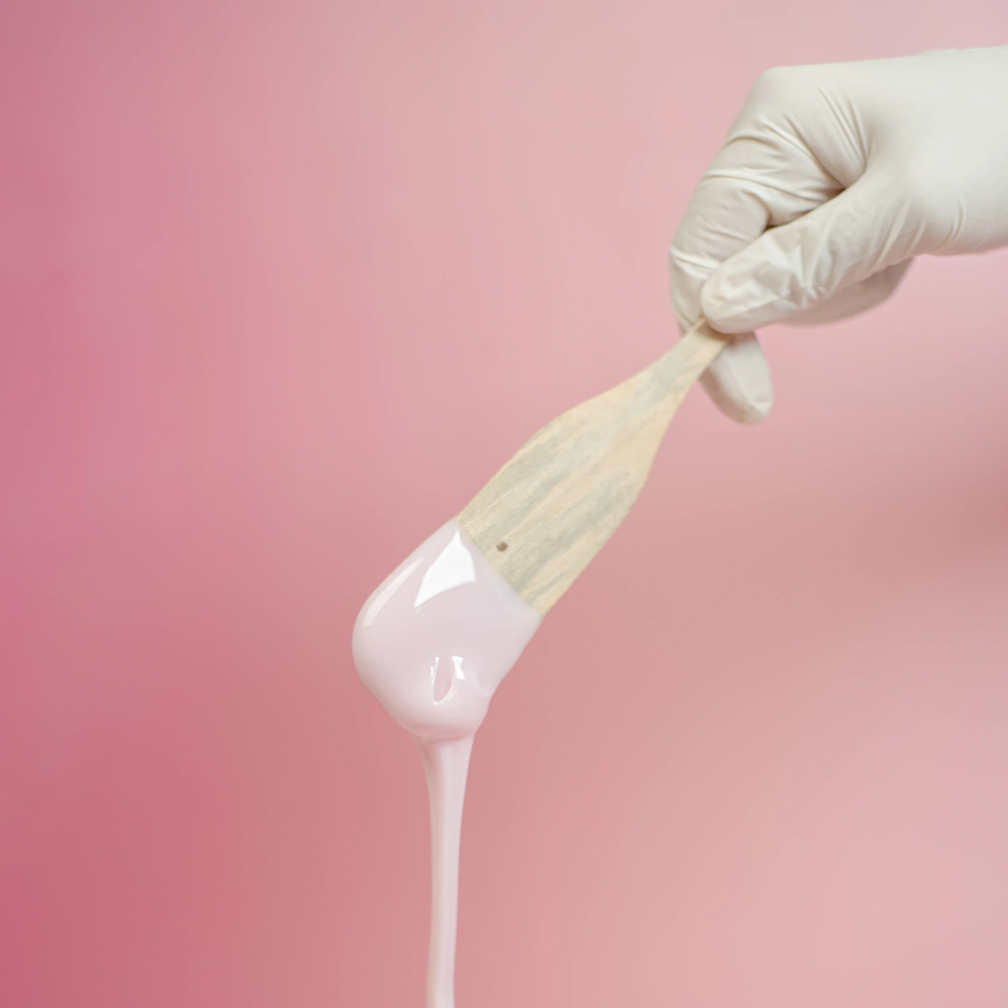 Painless Cream Wax Strawberry Flavor ( 1 Wood Spatula + 1 Strip Pack ) - Image 4